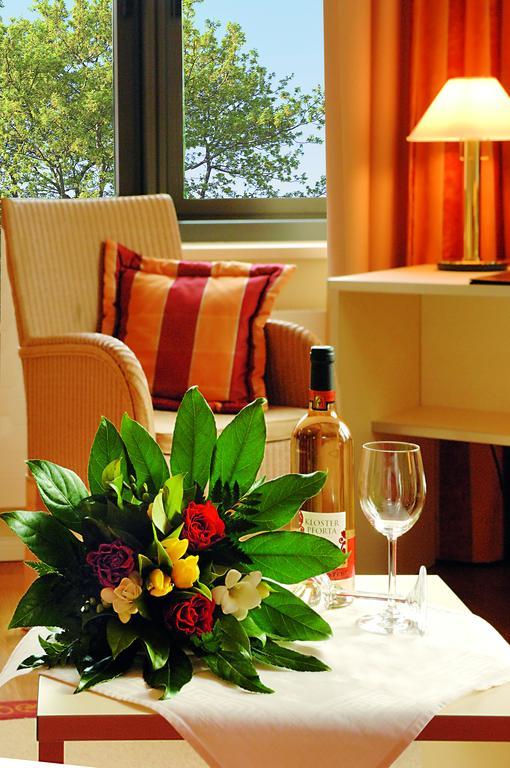Parkhotel Gueldene Berge Weißenfels 객실 사진