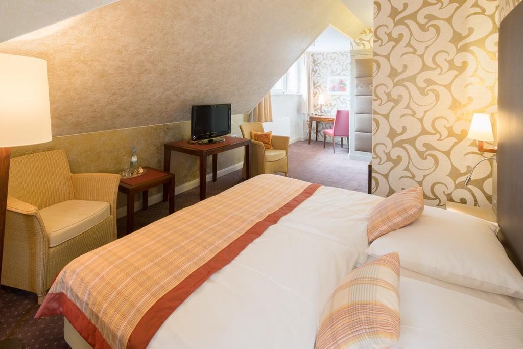 Parkhotel Gueldene Berge Weißenfels 외부 사진
